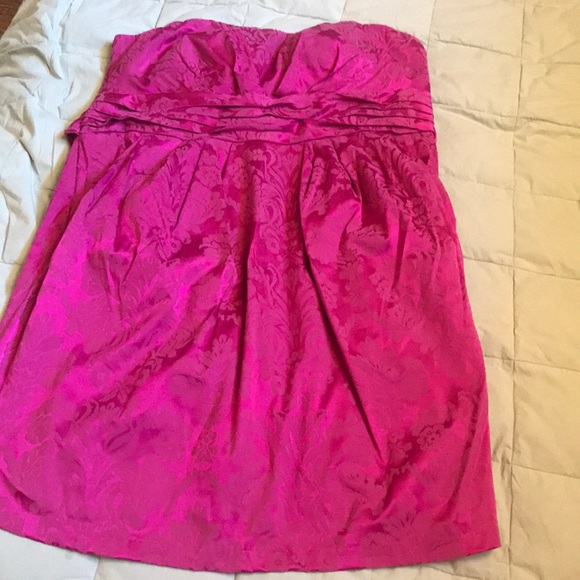 Snap Dresses & Skirts - Strapless Cocktail dress Snap Dresses & Skirts - Strapless Cocktail dress